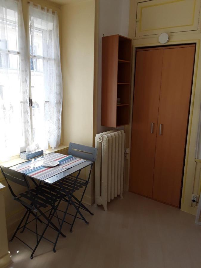 Apartmán Les 3 Couronnes Granville Exteriér fotografie
